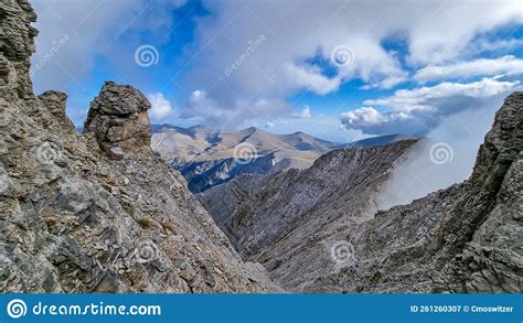  Poyang Taiyue Mountain – En mystisk vandringsled med dramatiska vyer!